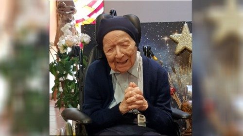 Sœur André fête ses 117 ans et souhaite un bon anniversaire à Radio Vatican