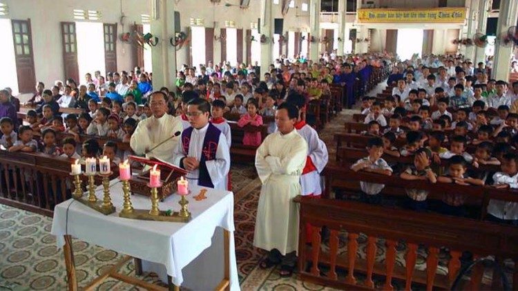 2020.02.11 cattolici del Vietnam