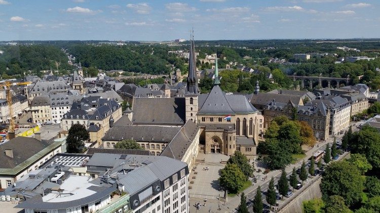 Lussemburgo, vista sulla Cattedrale 