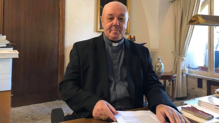 Mons. Sergio Pagano, prefekt Vatikánskeho apoštolského archívu