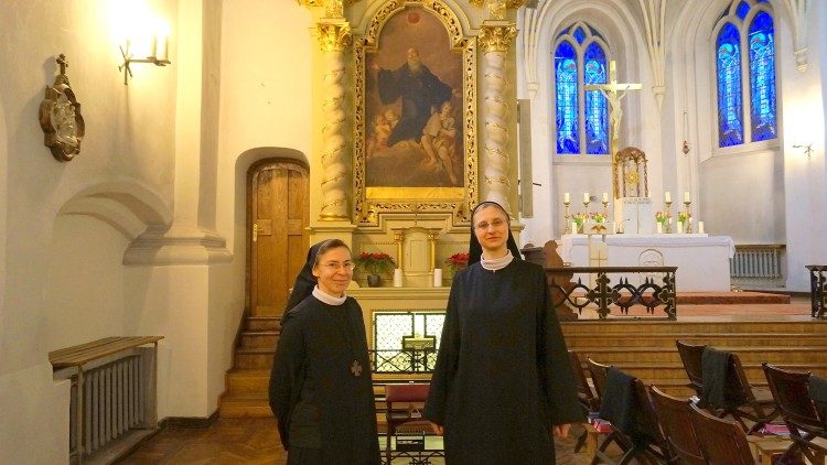 Seserys benediktinės Paulina ir Kotryna 