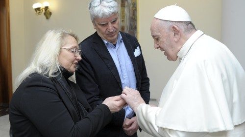 Vatikan: Papst sagt offizielle Audienzen ab