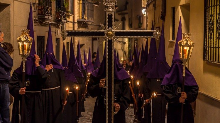 W Hiszpanii nie będzie tradycyjnych obchodów Wielkiego Tygodnia