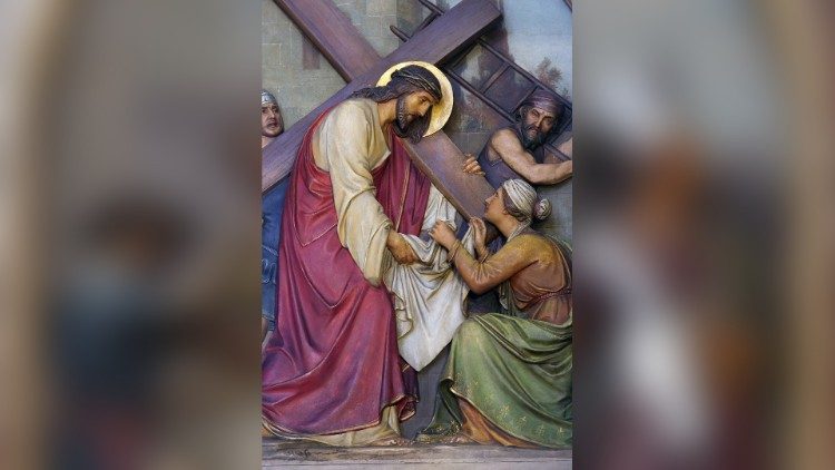 Via-Sacra: Verônica enxuga o rosto de Jesus