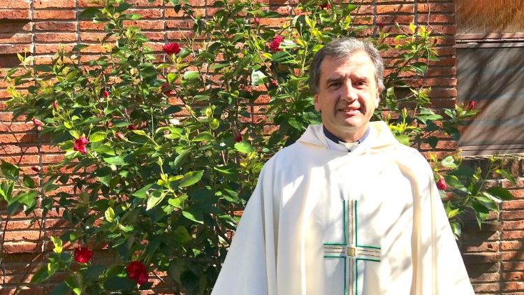 Monseñor Pablo Jourdan, obispo auxiliar de Montevideo, Uruguay.