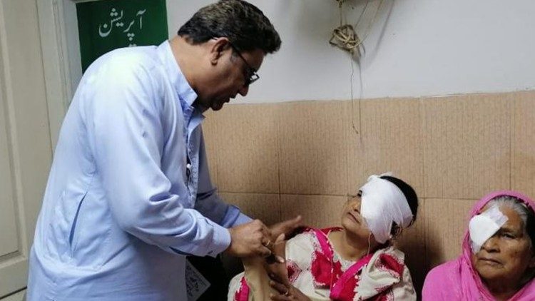 Patients with cataract surgery sponsored by Caritas Karachi. 