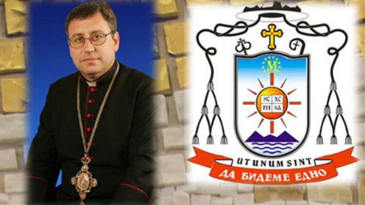 Епископот Стојанов повика молитвено да се соединиме со Папата и Црквата