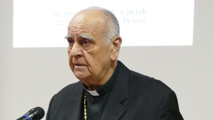 Msgr. Ratko Perić, biskup mostarsko-duvanjski i apostolski upravitelj trebinjsko-mrkanski