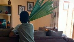 Louis-Ngwenya-Zimbabwe-waits-for-Palm-Sunday-at-home.jpg
