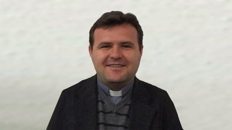  Dom Gjovalin Simoni, drejtor i Caritasit dioqezan te Shkoder-Pultit 