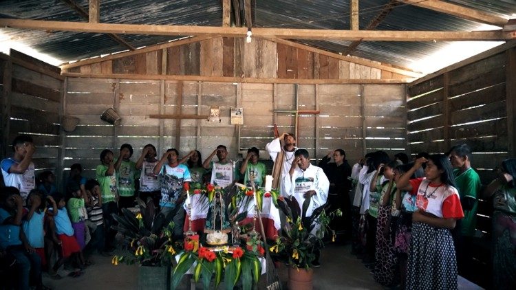 Antelmo, il primo diacono indio del popolo Ticuna, in Amazzonia