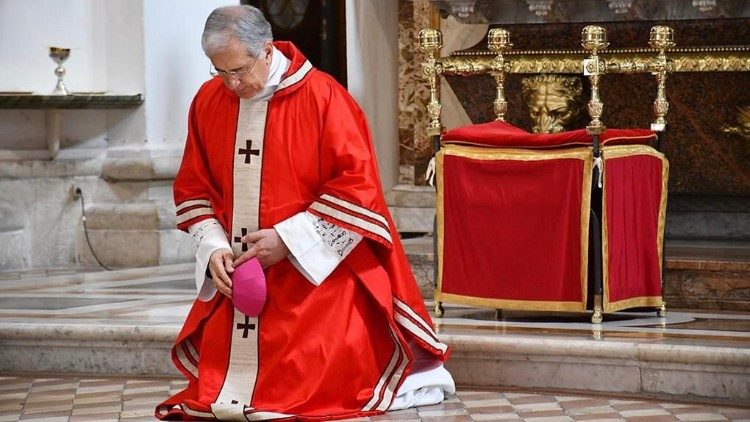 2020.04.24 Spoleto Norcia arcivescovo Renato Boccardo messa preghiera Covid-19