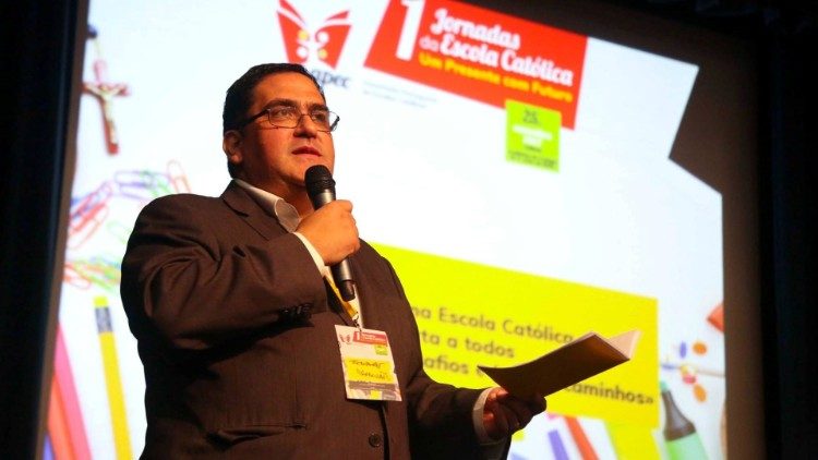 Fernando Magalhães, Presidente Associação Portuguesa Escolas Católicas (APEC)