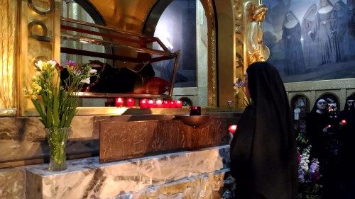 Le Saint-Père remercie les moniales de Cascia pour l’envoi de roses bénies