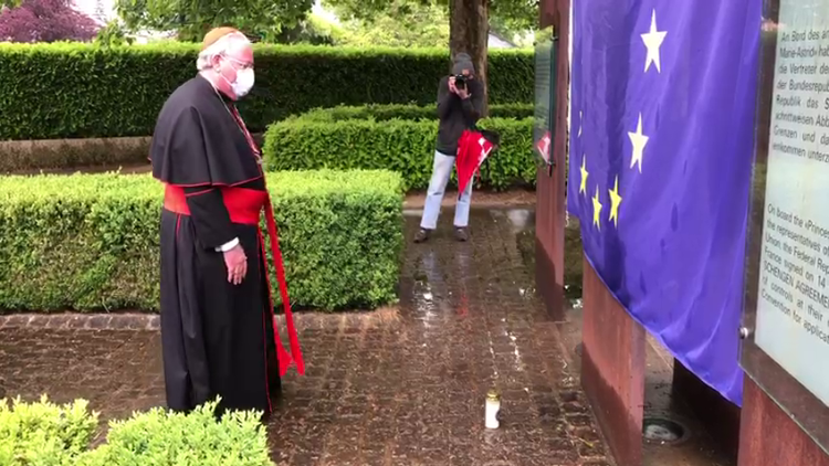 Kardinal Hollerich i Schengen
