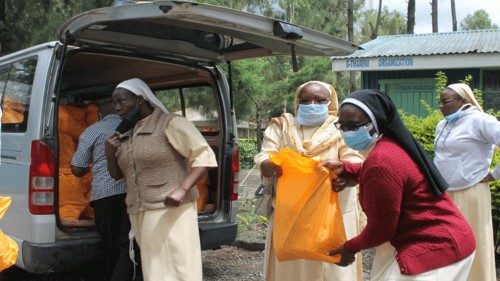 Kenya : Les petites sœurs de Saint-François viennent en aide aux pauvres 