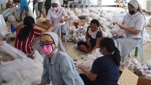 Filippine, Giornata poveri. Monsignor Pabillo: no false promesse