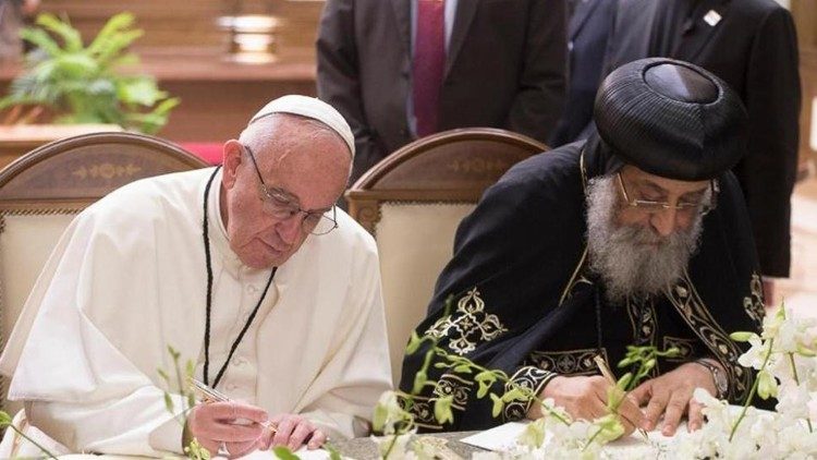 Папа Франциск и Патриарх Коптской Православной Церкви Тавадрос (23 мая 2020 г.)