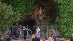 2020.05.30-Rosario-grotta-Lourdes-02.jpg