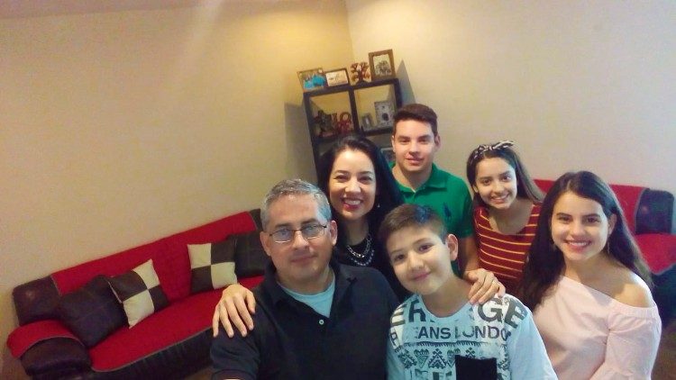 Familia Natera Gutiérrez, desde Saltillo, México.
