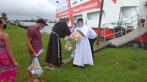 Бразилия: корабль-больница «Папа Франциск» против пандемии
