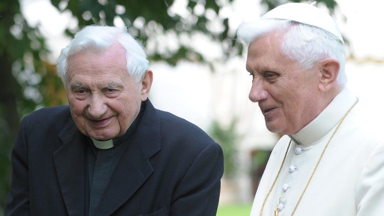 Pope emeritus Benedict XVI with his brother, Georg