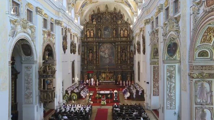 Pohreb opáta Ignáca Kramára v Katedrále sv. Jána Krstiteľa v Trnave