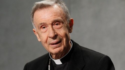 Cardinal Ladaria: «un texte nécessaire face aux nouvelles législations sur l'euthanasie»