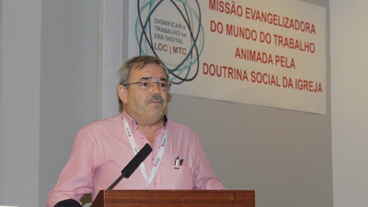 Américo Monteiro Oliveira, coordenador nacional da LOC - Portugal