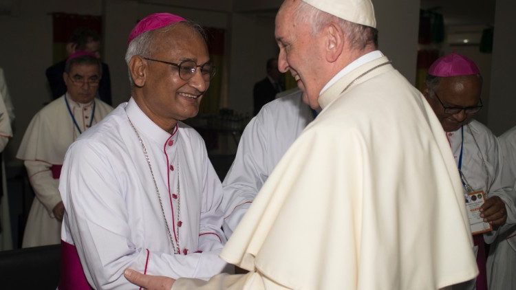 Papa Franjo i nadbiskup Moses Costa