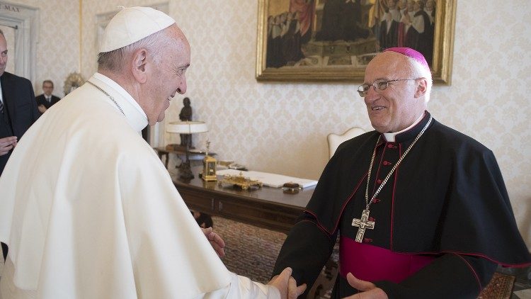 Popiežius ir vyskupas Eugenio Scarpellini 2017 m.