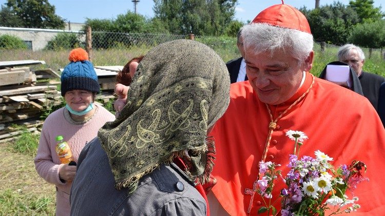 Papieski jałmużnik odwiedził Lwów i Berdyczów  