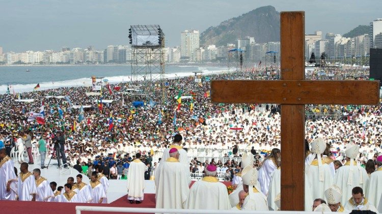 2020.07.22  Papa Francesco a Rio de Janeiro 2013 GMG -Messa GMG a Copacabana