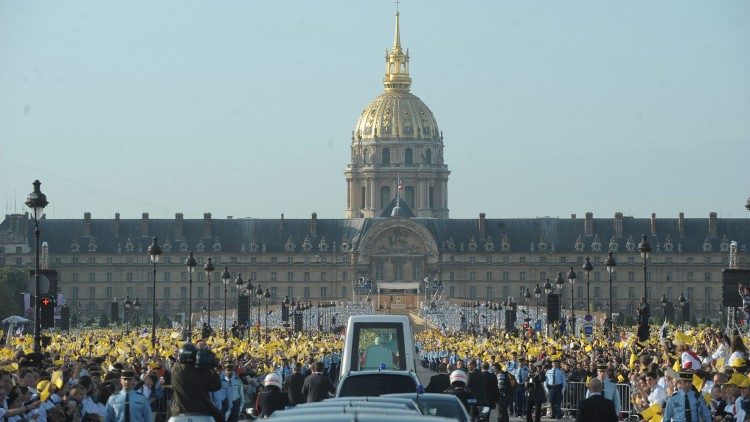 Benoit XVI lors de son voyage à Paris