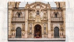 Catedral-Lima-01.jpeg