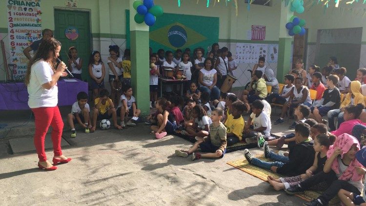 Visita à Escola Lilazina na semana 12 de junho Dia Mundial contra a Exploração do Trabalho Infantil