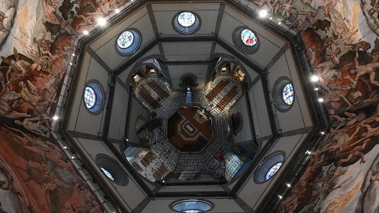 Il tamburo ottagonale su cui poggia la cupola di Brunelleschi