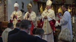 2020.08.08-Ordinazione-episcopale-Mitja-Loeskovar-1.jpg