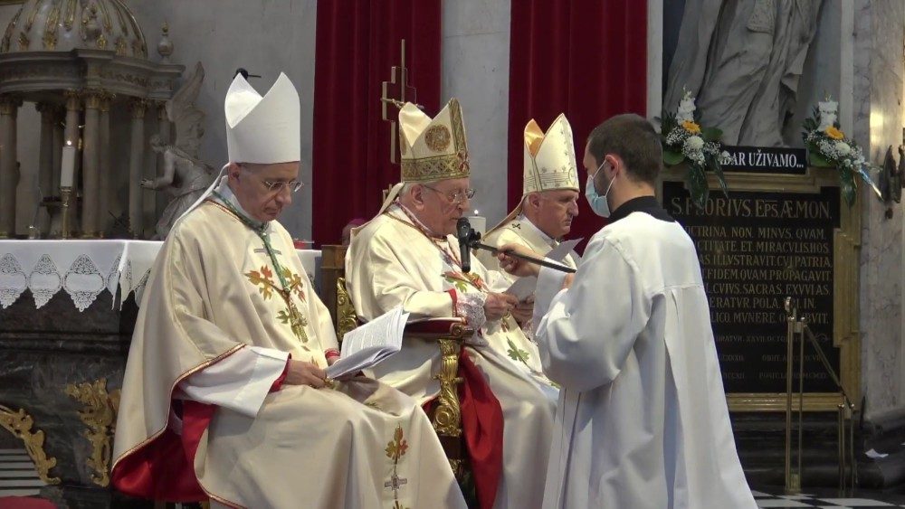 2020.08.08-Ordinazione-episcopale-Mitja-Loeskovar-predica-di-cardinale-Rode-3.jpg