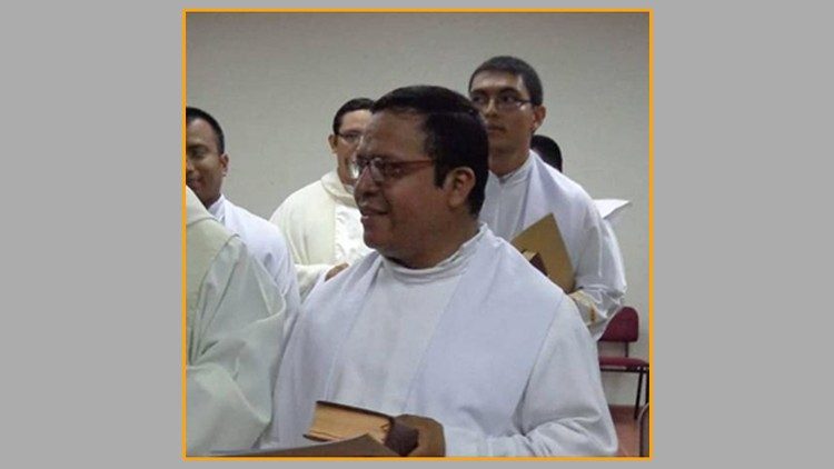 2020.08.08 Padre Ricardo Cortez El Salvador