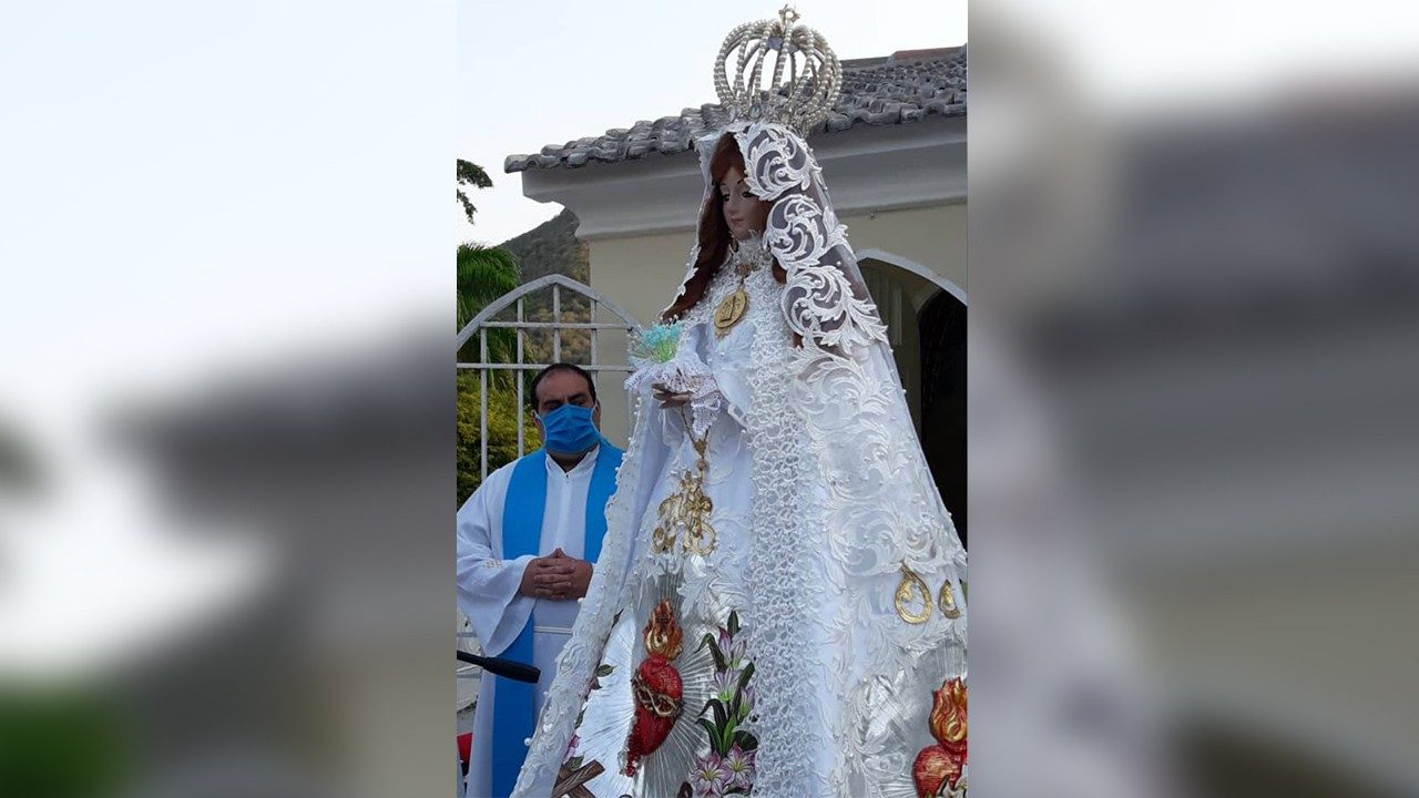 Monseñor Castro: Cada hogar sea templo para honrar a la Virgen del Valle -  Vatican News