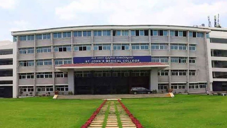 2020.08.22-St-Johns-Medical-College-Bangalore-01.jpg