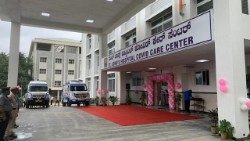 India-Covid-Bangalore--ospedale-5.jpg