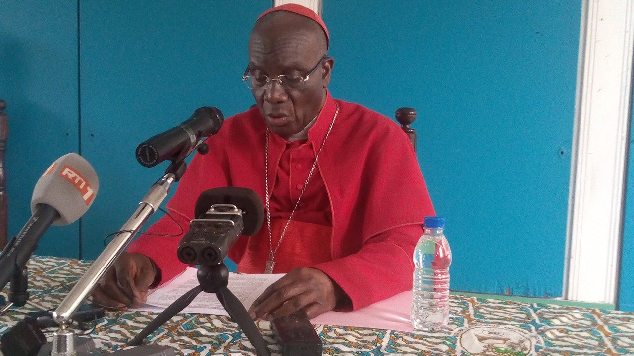 Pwani ya pembe:kard. Kutwa atoa mwaliko wa viongozi kufanya mazungumzo na mapatano! - | vatican news