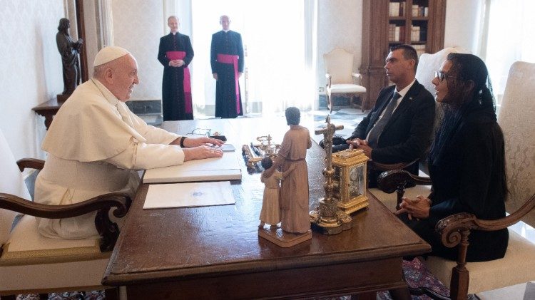 Papa Francisco recebe os Capitães Regentes da Sereníssima República de San Marino