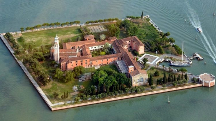 L'île di San Lazzaro degli Armeni, au large de Venise.