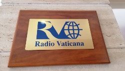 IMG_radio-vaticana-logo114050994.jpg