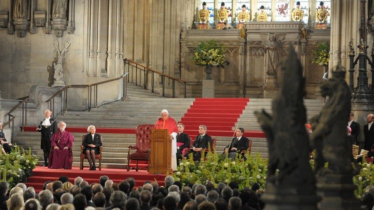 Pope Benedict XVI addresses Politicians, Peers and Religious Leaders in Westminster Hall