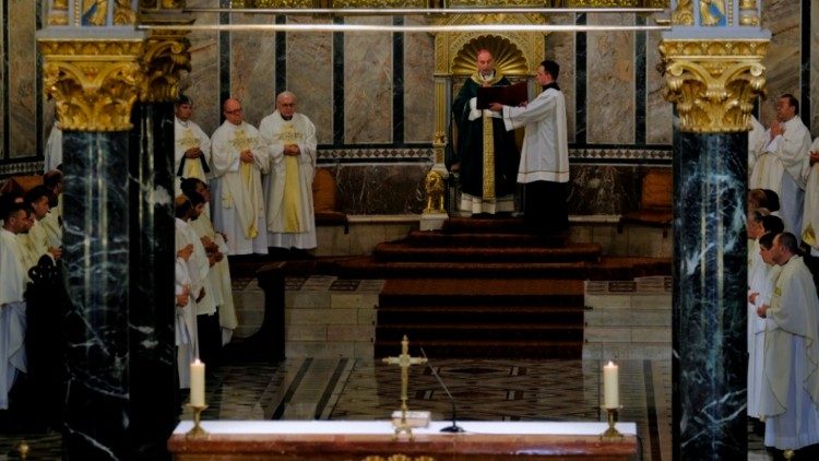 Az eucharisztia ünneplése Pécsett