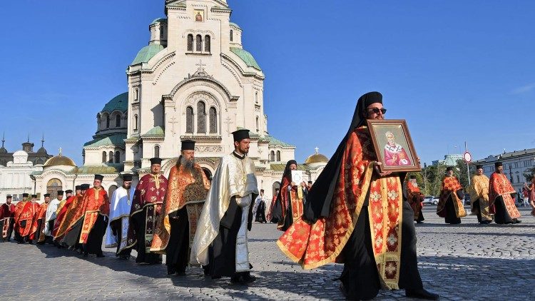 保加利亚东正教会恭迎殉道圣人圣髑